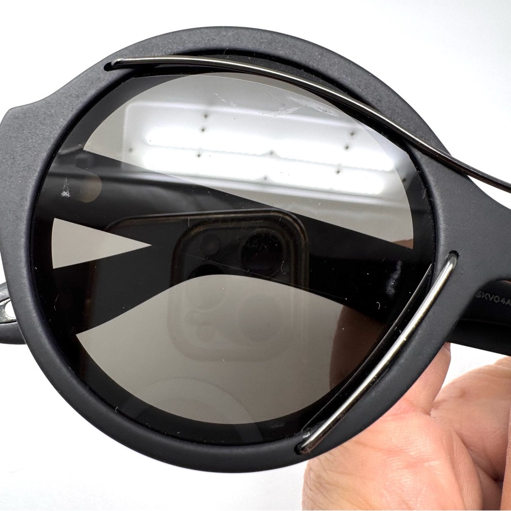 GIVENCHY sunglasses, made in Italy - Picture 11 of 13